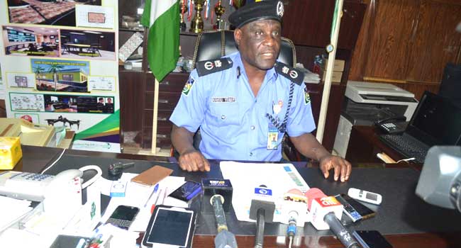 PHOTOS: Kano Police Parades Boko Haram Suspects – Channels Television