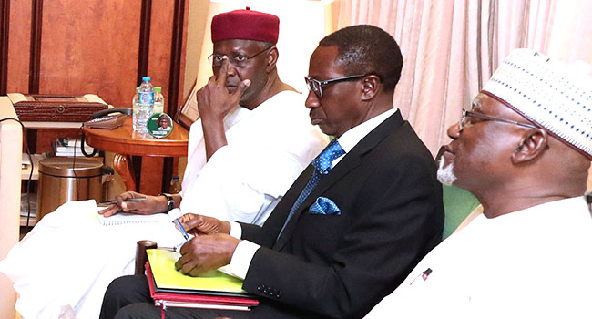 PHOTOS: Buhari Presides Over Security Meeting – Channels Television