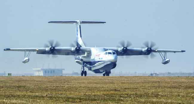 World's Largest Amphibious Aircraft Takes Off In China 