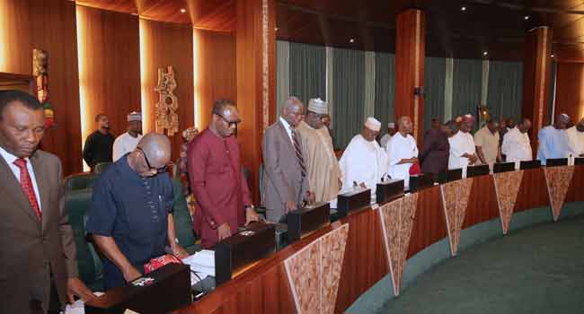 Fashola, Amaechi, Other Ministers At FEC Meeting – Channels Television