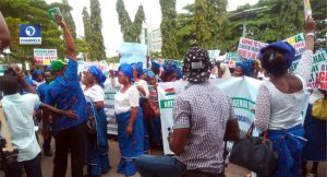 Nigerian-Traders-Protest-At-ECOWAS-Secretariat-Over-Victimisation-In ...