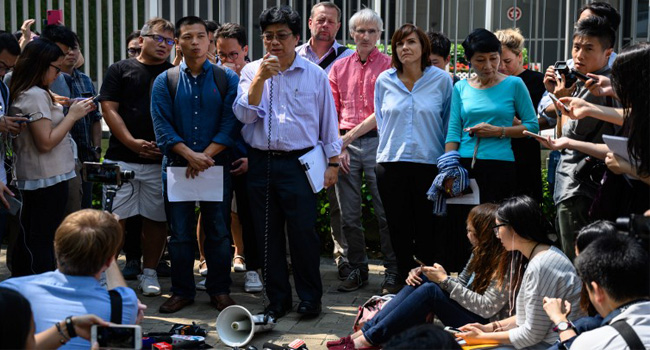 Hong Kong Issues One Week Ultimatum For FT Journalist To Leave Country ...