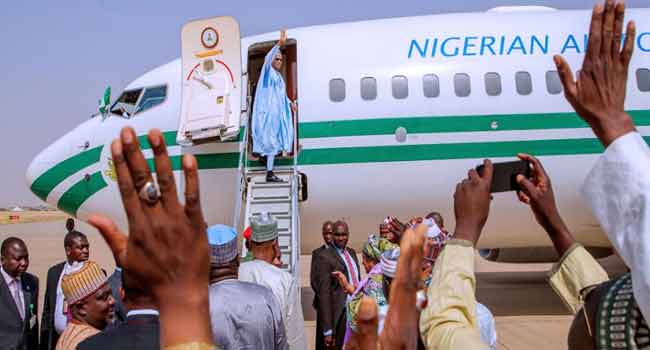 Buhari Returns To Abuja From His Home Town, Daura – Channels Television