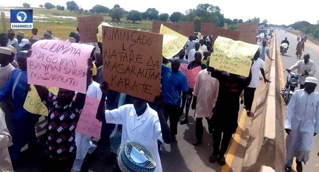 PHOTOS: Residents Protest Nullification Of New Kano Emirates – Channels ...