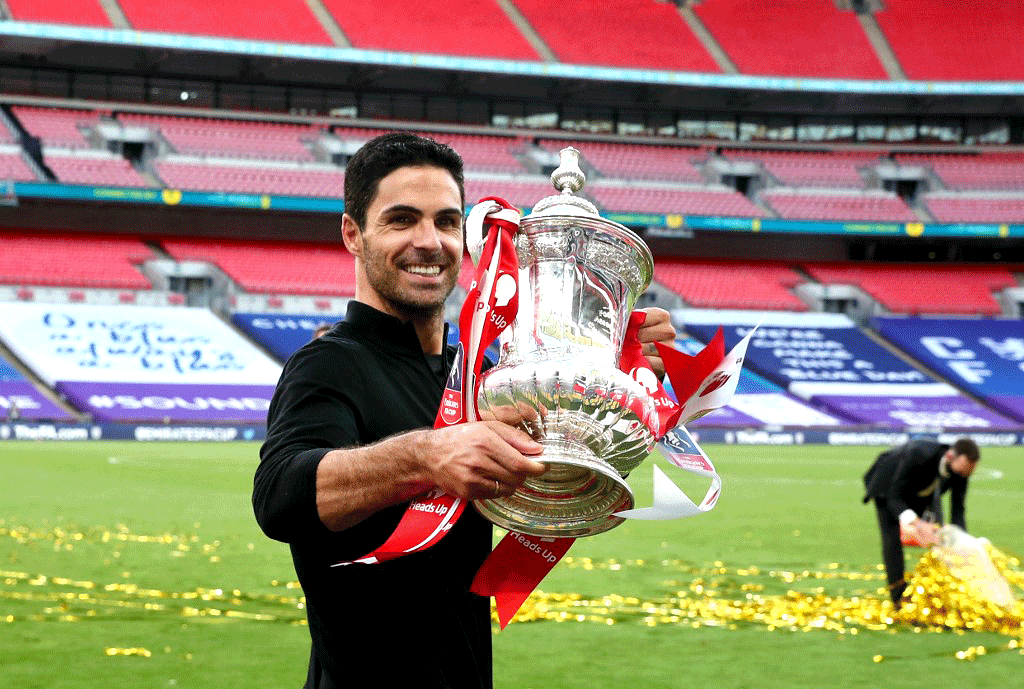 Mikel Arteta With 2020 FA Cup