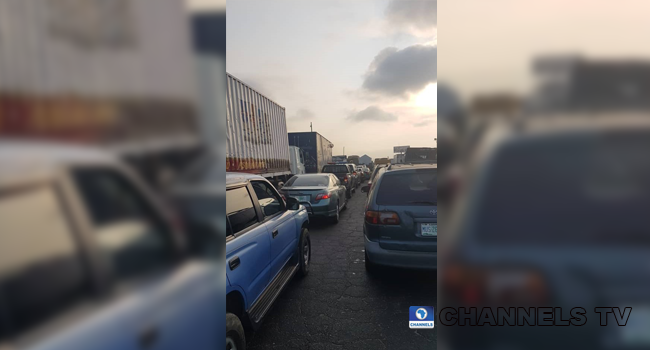 An accident involving two heavy-duty vehicles led to an interminable traffic ona section of the Lagos-Ibadan expressway on August 13, 2020.