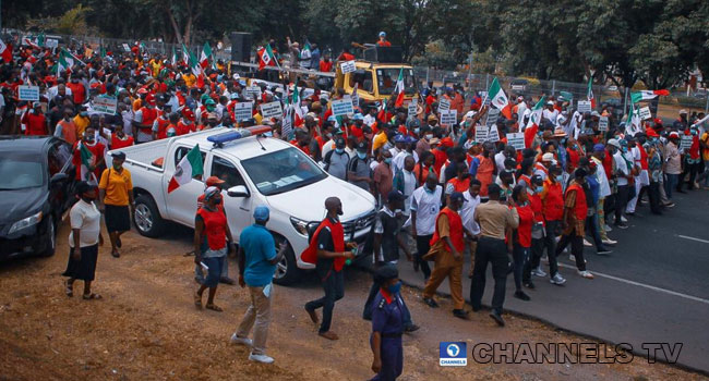 PHOTOS: NLC Protest At Unity Fountain, NASS Over Minimum Wage ...