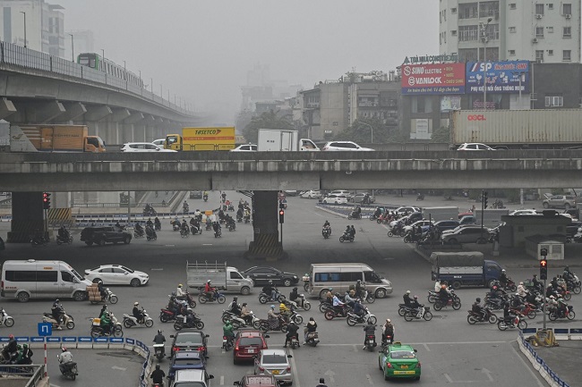 Hanoi Chokes As Vietnam Capital Tops Most Polluted Cities List ...