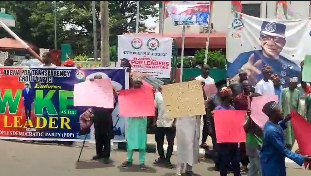 Protesters Storm PDP Headquarters, Back Damagun, Wike • Channels Television