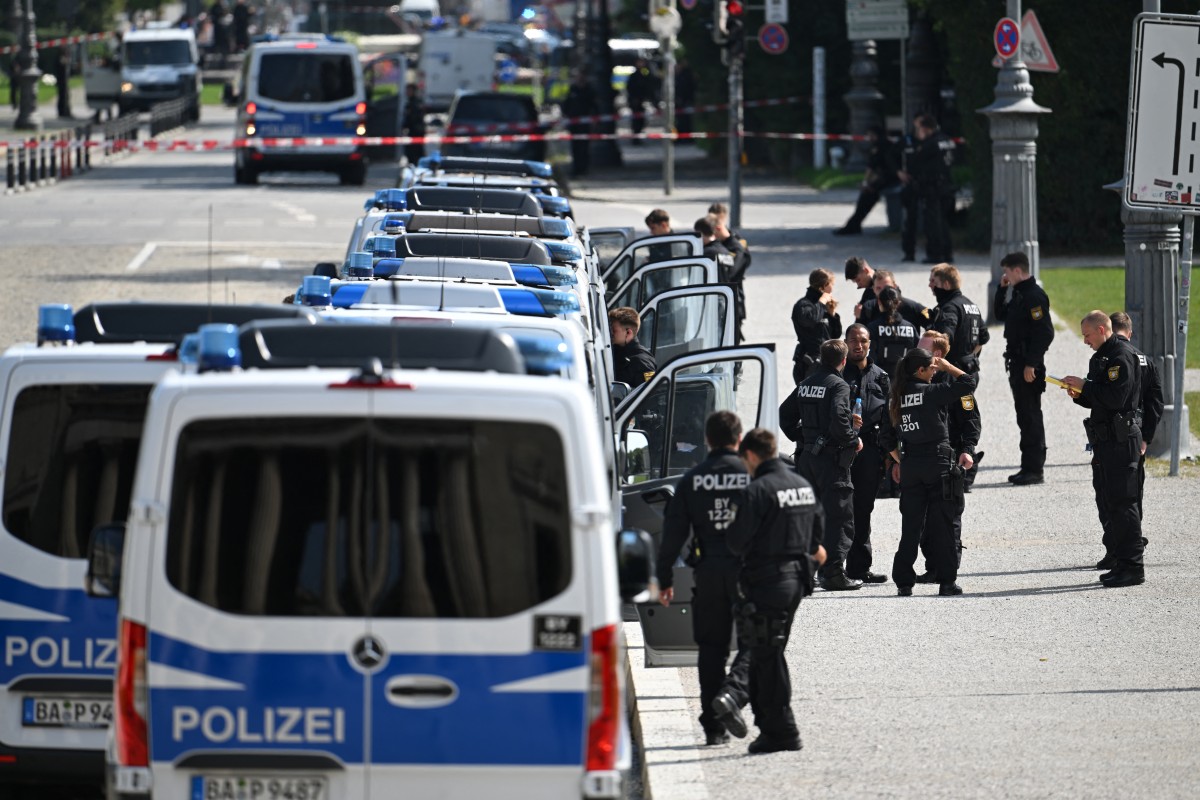 Munich Police Kill Gunman At Israeli Consulate